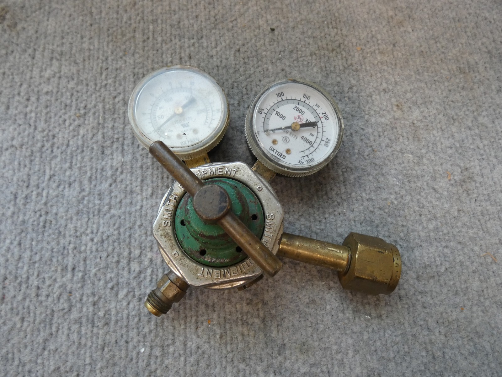 SMITH OXYGEN GAUGE MANIFOLD