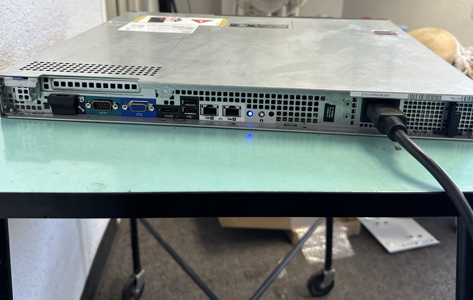 RSA-80010500 SecurID 130 Authentication Appliance Server - OS 8.2.1.0.0 Booted