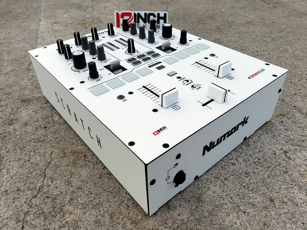 Numark Scratch Skin - white/black
