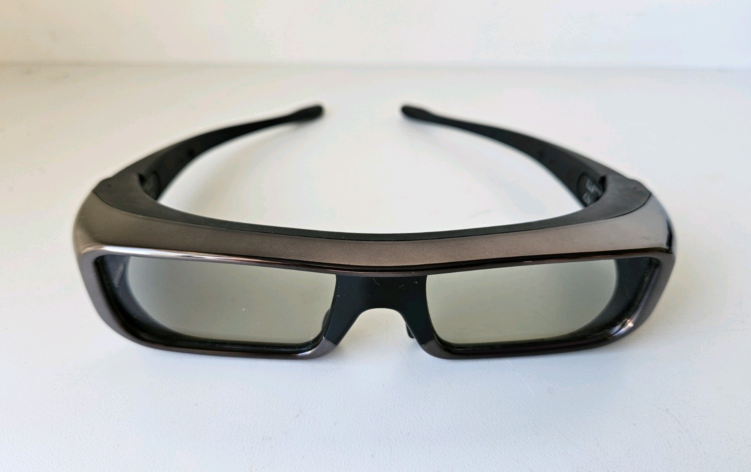 Sony TDG-BR100 Active Shutter 3D Glasses - Black and Silver Finish