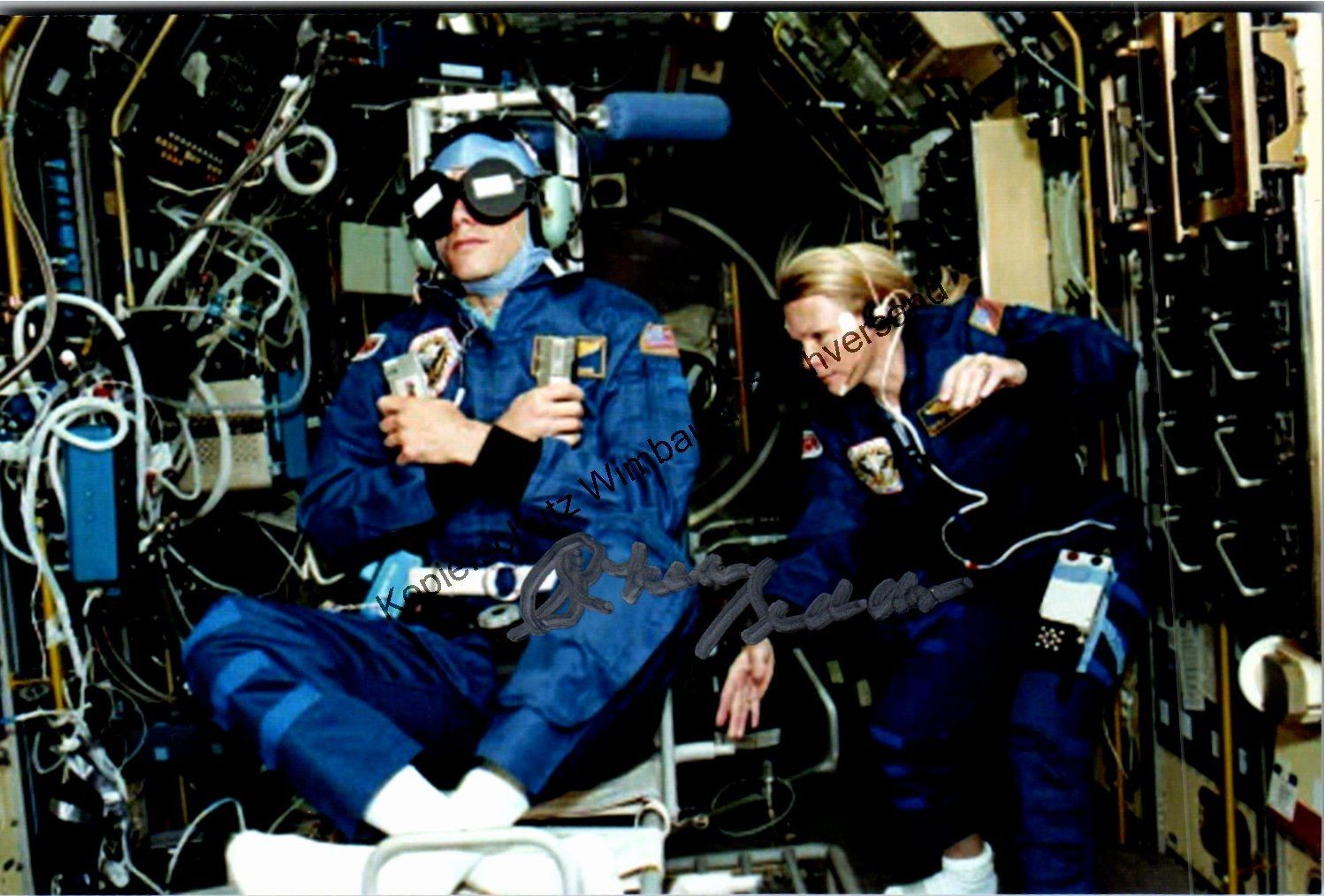 Original autograph Rhea Seddon NASA astronaut // autograph autograph sign 372610