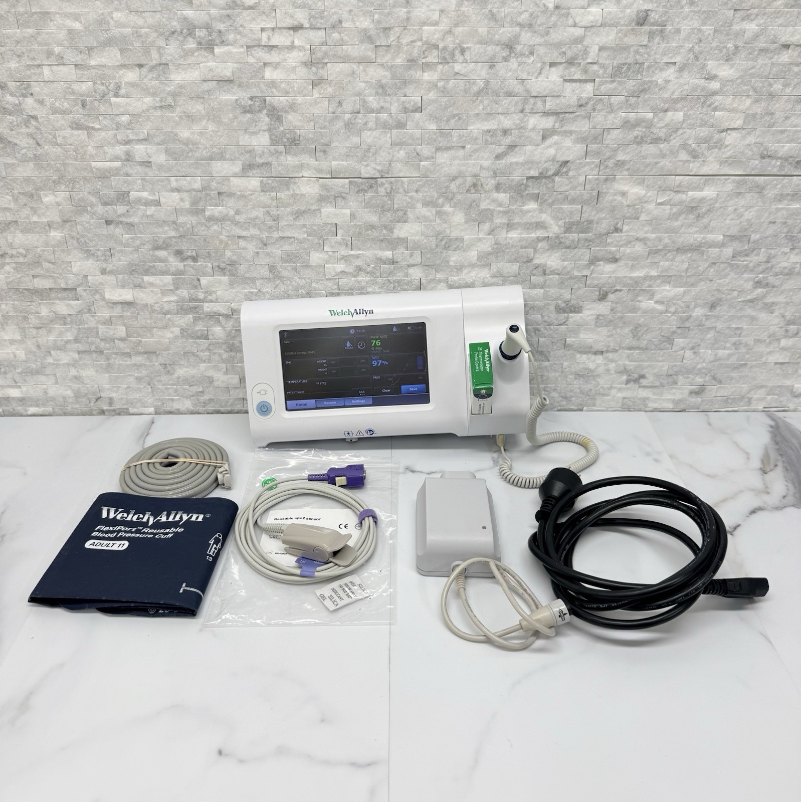 Welch Allyn 73CT Connex Spot Monitor - NIBP, SpO2, Temp