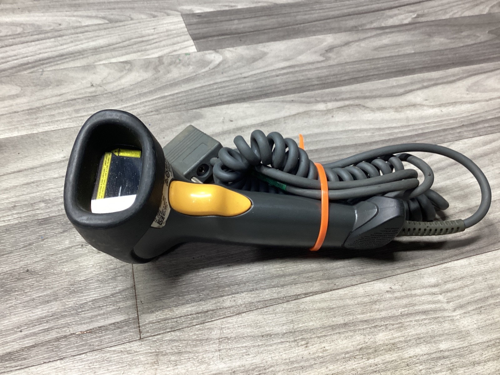 Symbol Laser Barcode Scanner LS2208-SR20007R-NA #120N77