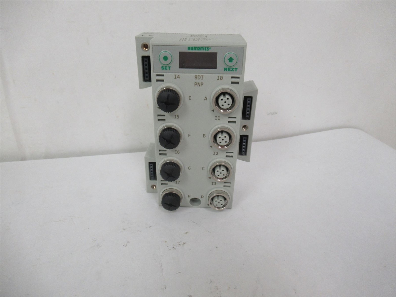 252824 New-No Box; Numatics 240-206 Digital Module 8 Inputs 24 VDC
