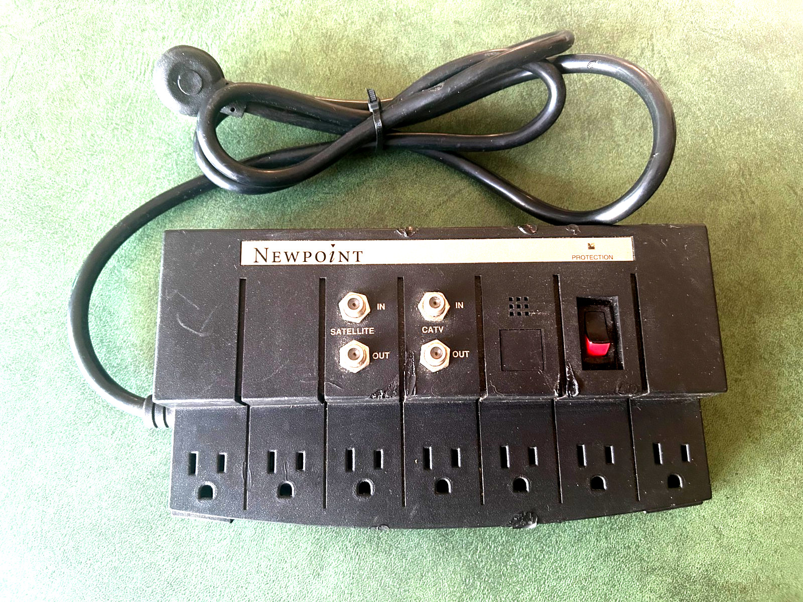 MULTIPATH SURGE PROTECTOR SATELLITE/CABLE=NEWPOINT DBS75=NEW!!==FREE SHIPPING