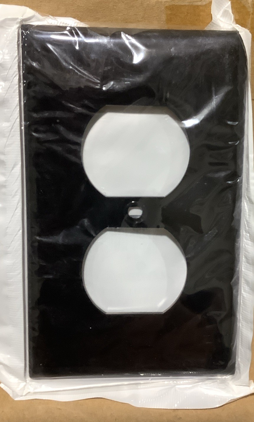 Leviton-Black Outlet Covers -Duplex Receptacle Wall Plates 1-Gang Standard Size