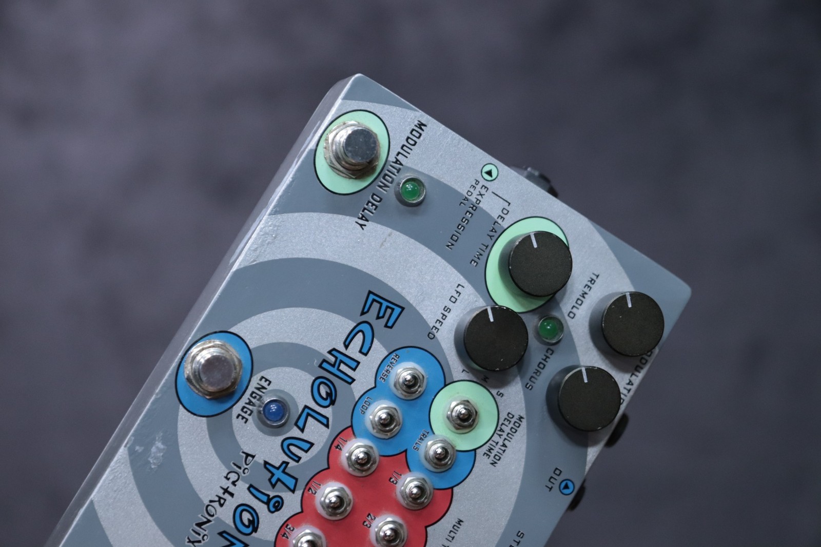 Pigtronix Echolution Unique Analog/Digital Dual Delay Effect Pedal w/Adapter