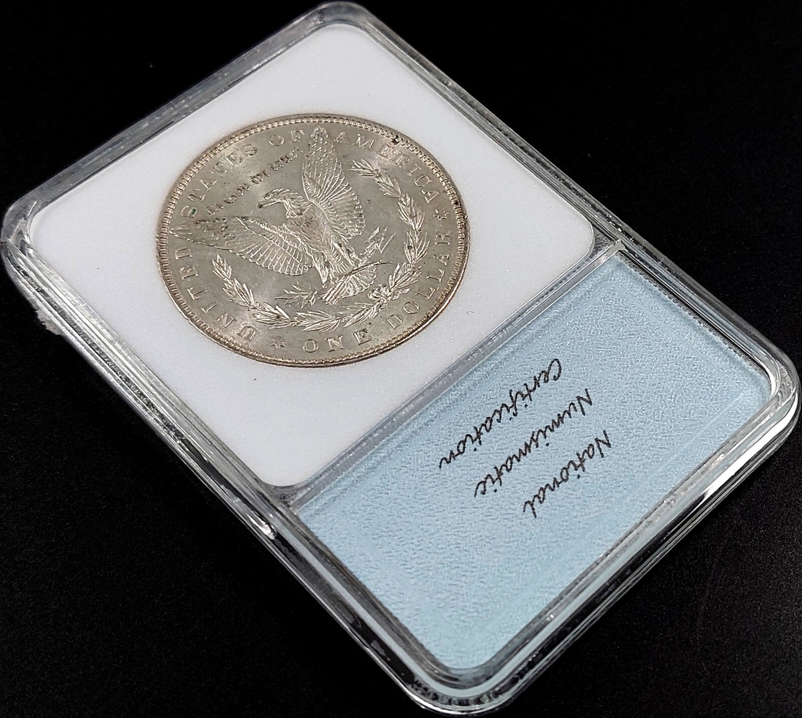 1886 Morgan Dollar! Very sharp details! Uncirculated condition!