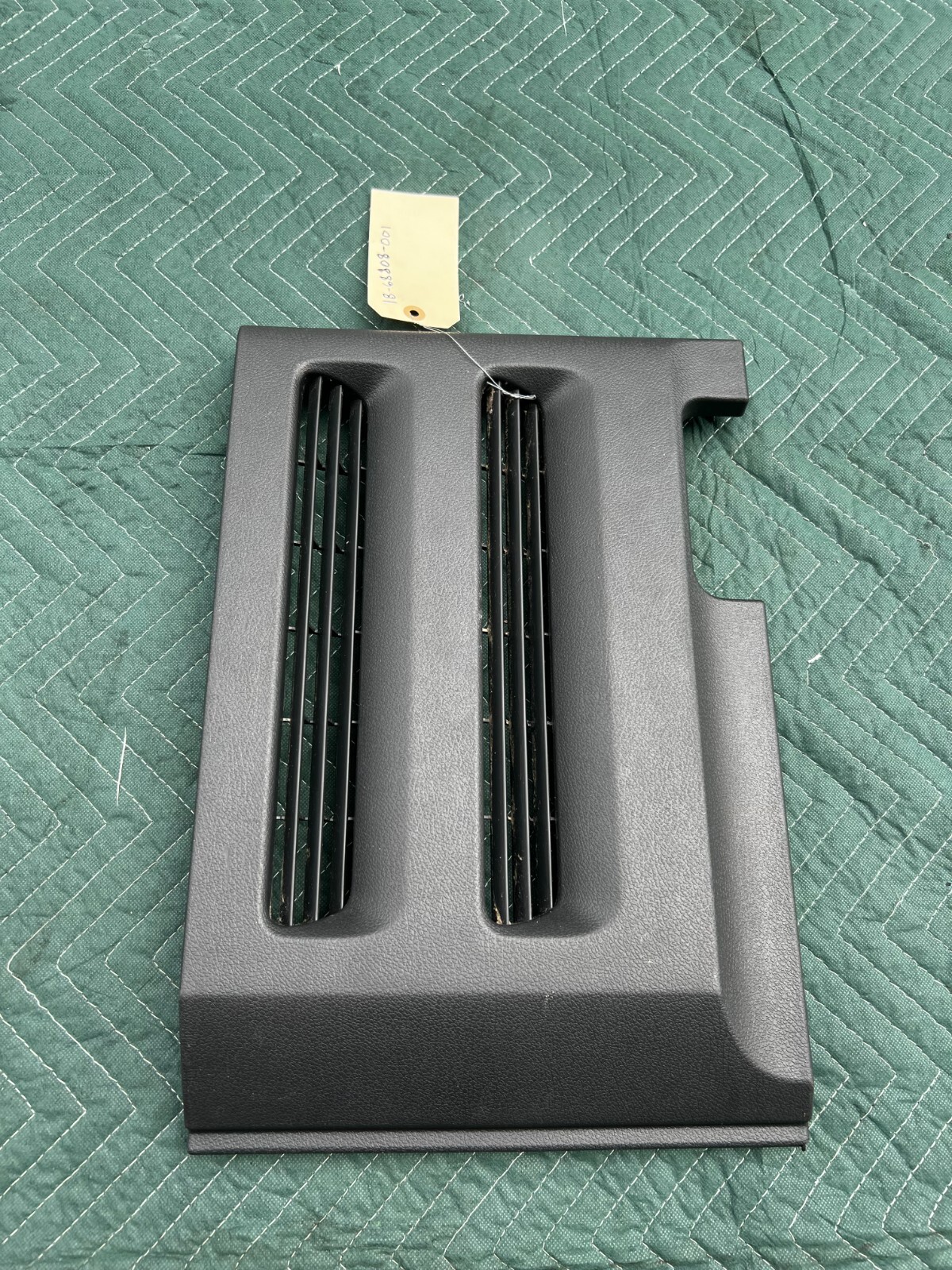 2018-2024 FREIGHTLINER CASCADIA SLEEPER HVAC COVER TRIM 18-68808-001 OEM