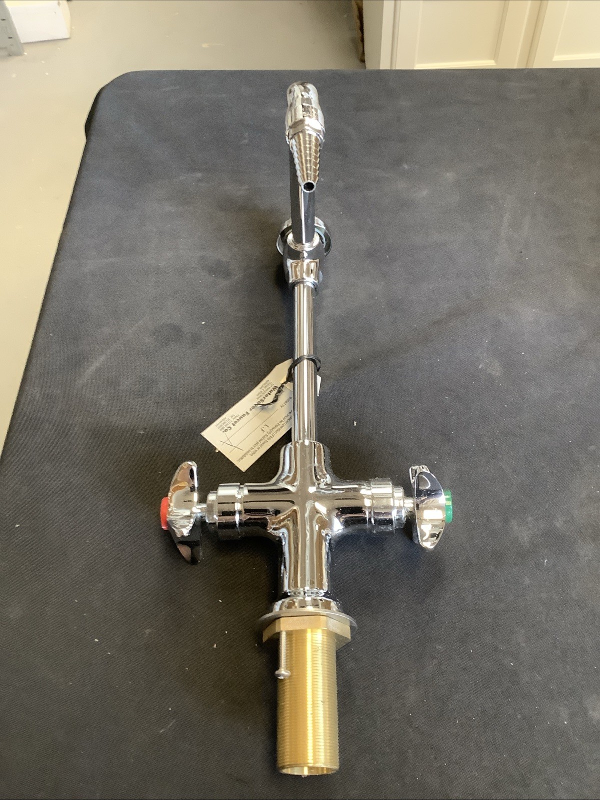 Watersaver labatory Faucet. #L-411-VB H3
