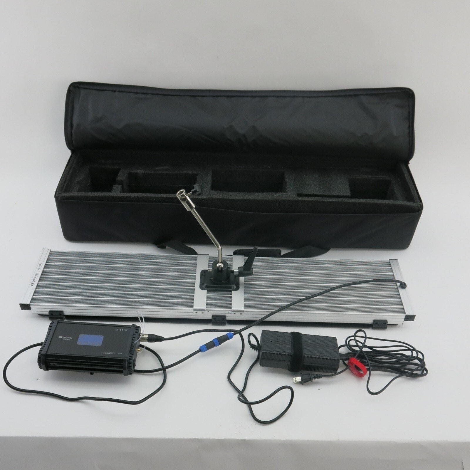 Genaray SSL-836 - 8x36 LED Photo/Video Light - Photo Studio Continous Lighting