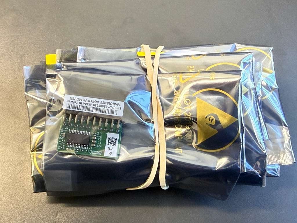 New Supermicro standard vertical TPM 2.0 supporting LPC 20 pins