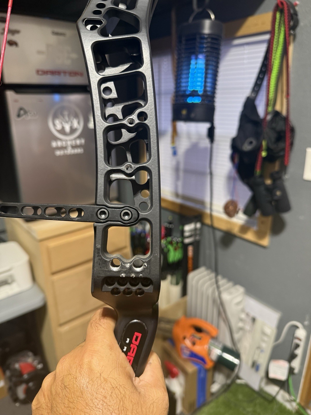 Darton Departure Compound Target Bow 60#Bllack Right-Handed