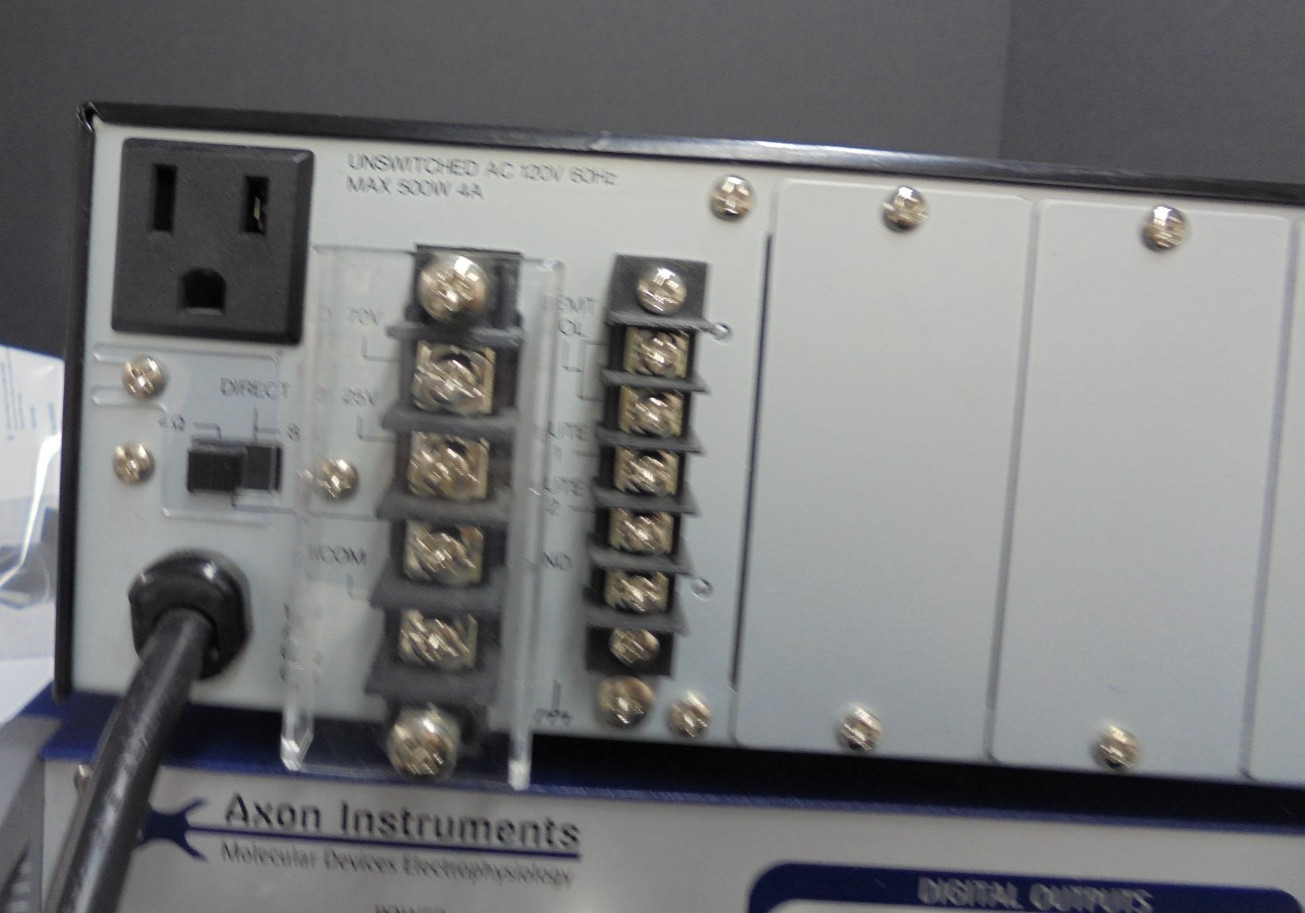 TOA A-903MK2 900 Series II Amplifier