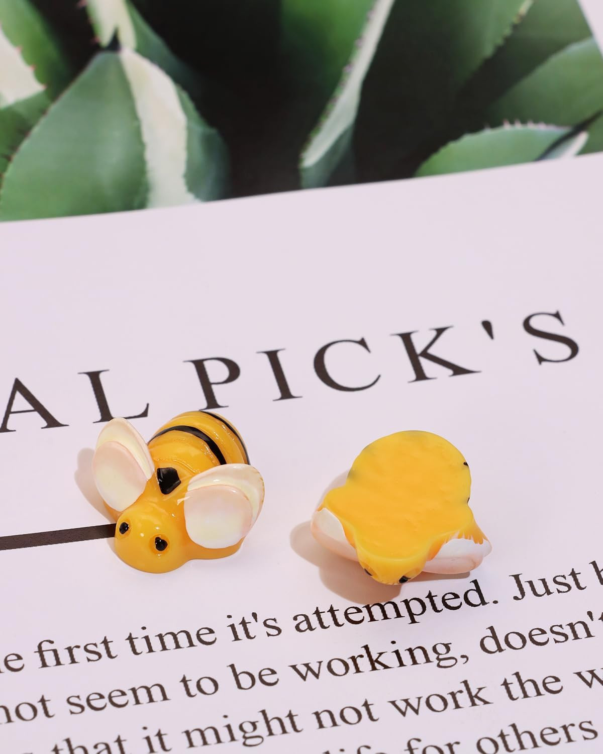 Tiny Resin Bees 30Pcs Small Plastic Flatback Bumble Bee Decor Embellishments for