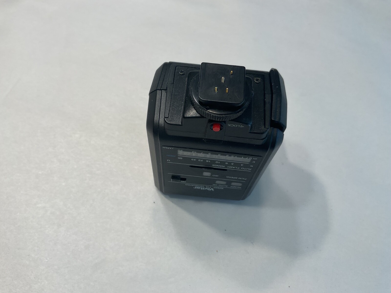 VIVITAR AUTO FOCUS ILLUMINATOR 628AF FLASH UNIT