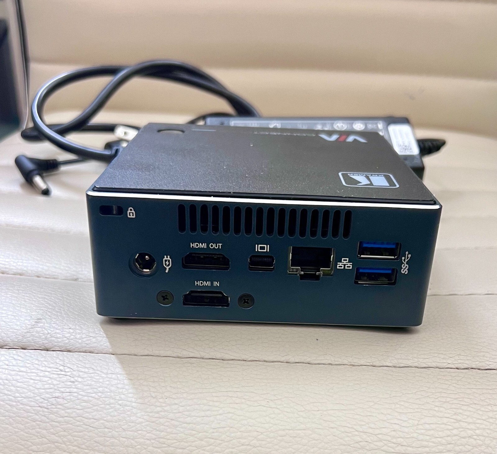 Kramer VIA Connect PLUS Wired & Wireless Presentation Hub with adapter