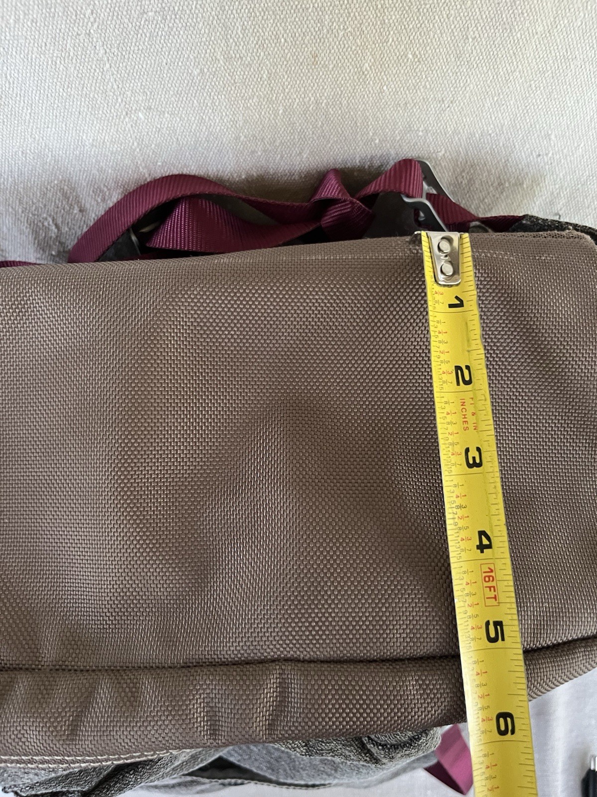 Eddie Bauer Bygone 25L Front Load Backpack READ