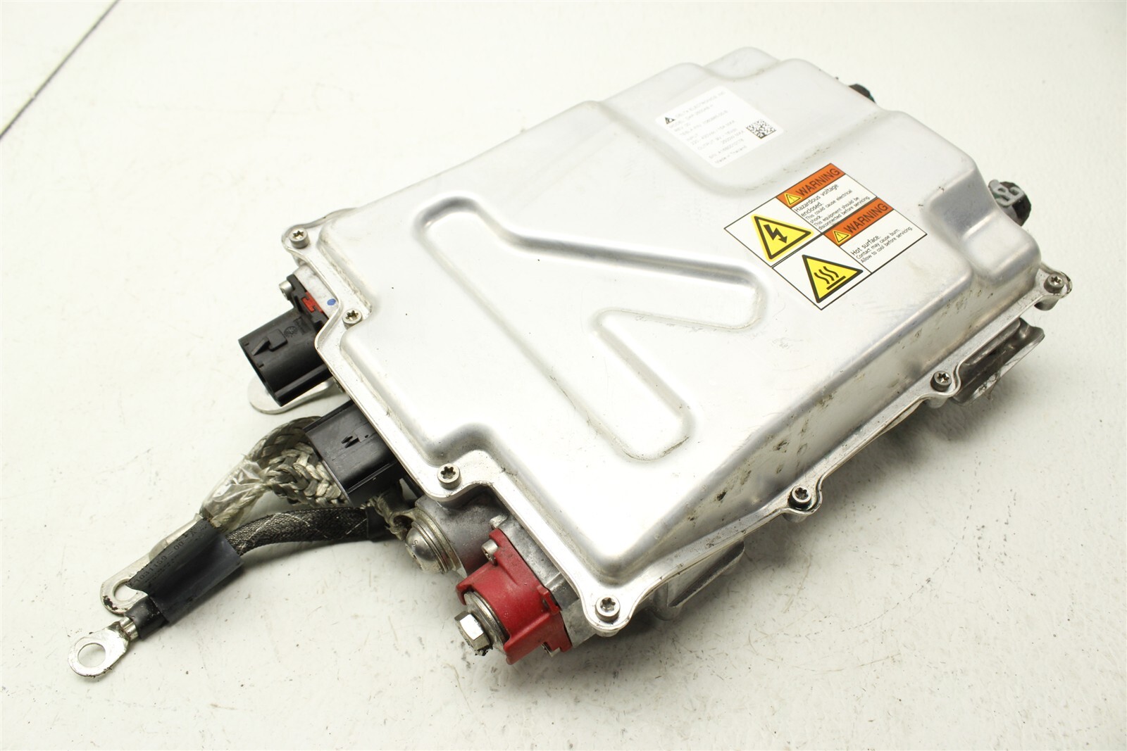 2016 Tesla Model X DCDC Converter Inverter Module 1060985-00-B 16-20