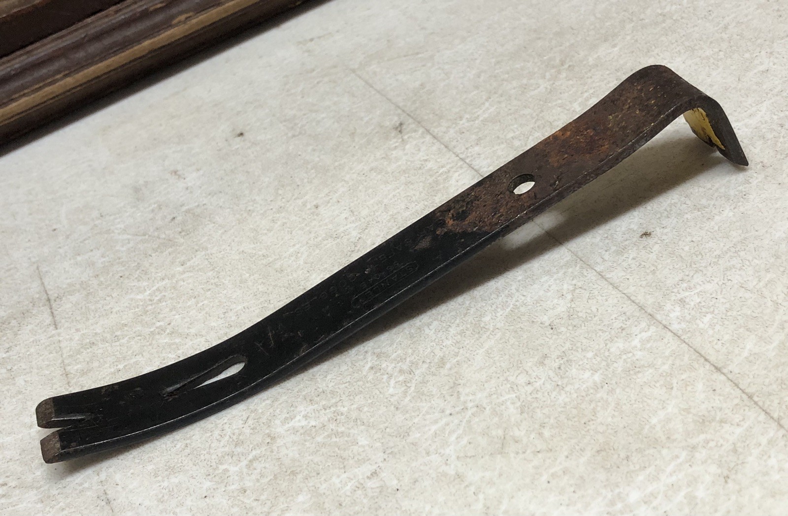 Stanley 55-045 Small Pry Bar - 7.5 inches Long