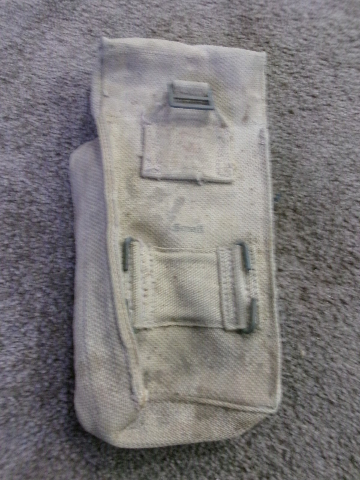 WW11 -CANVAS SMALL AMMUNITION BAG-BELT