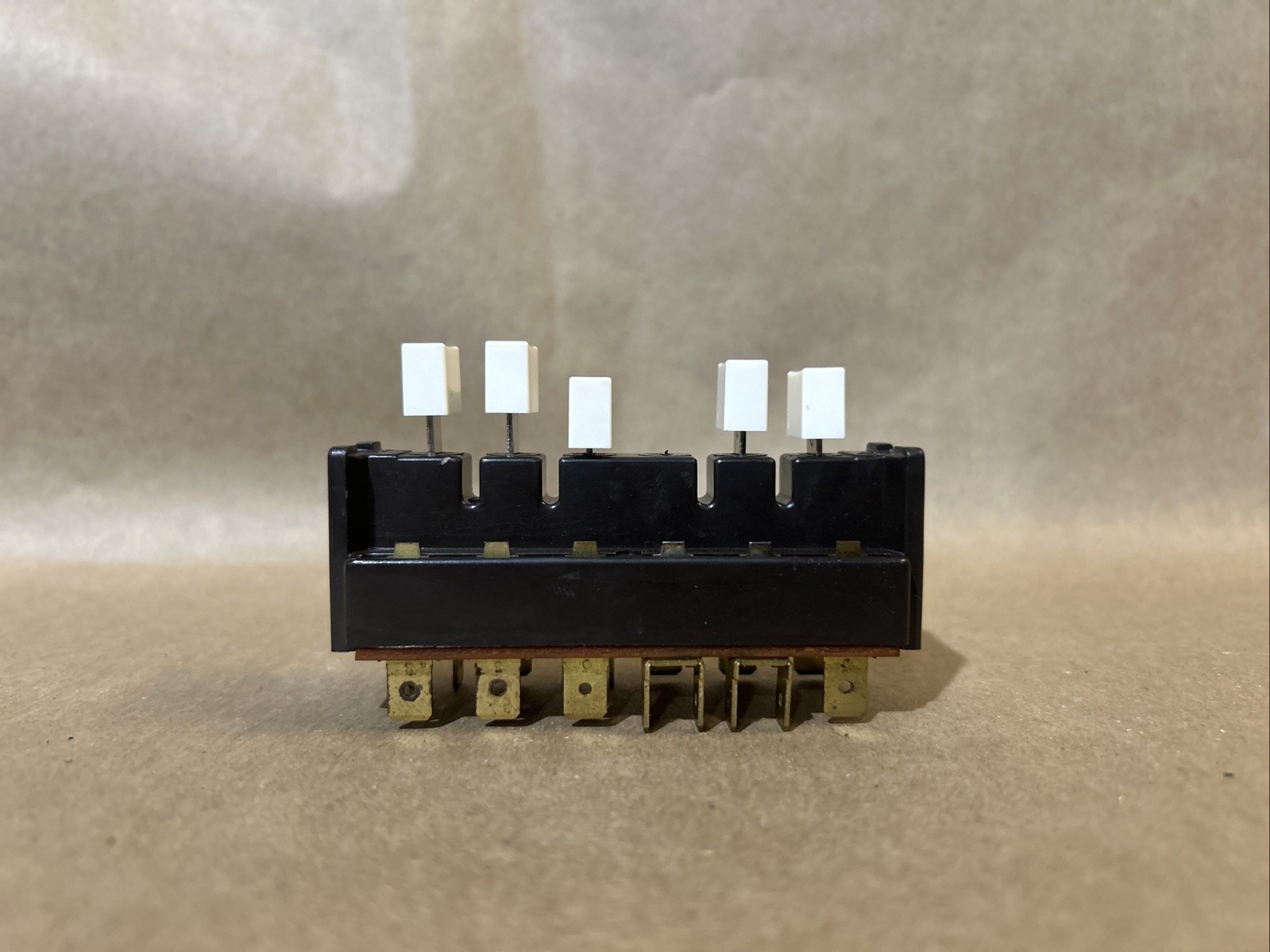 Solleam CR03-5224-347 Push Button Switch ASP5224-347