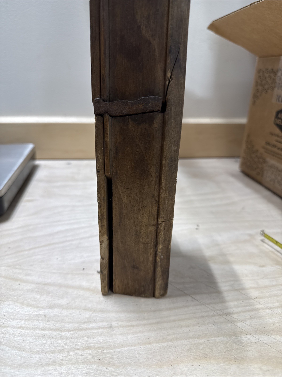 Unmarked Wooden Plane (listing #16)