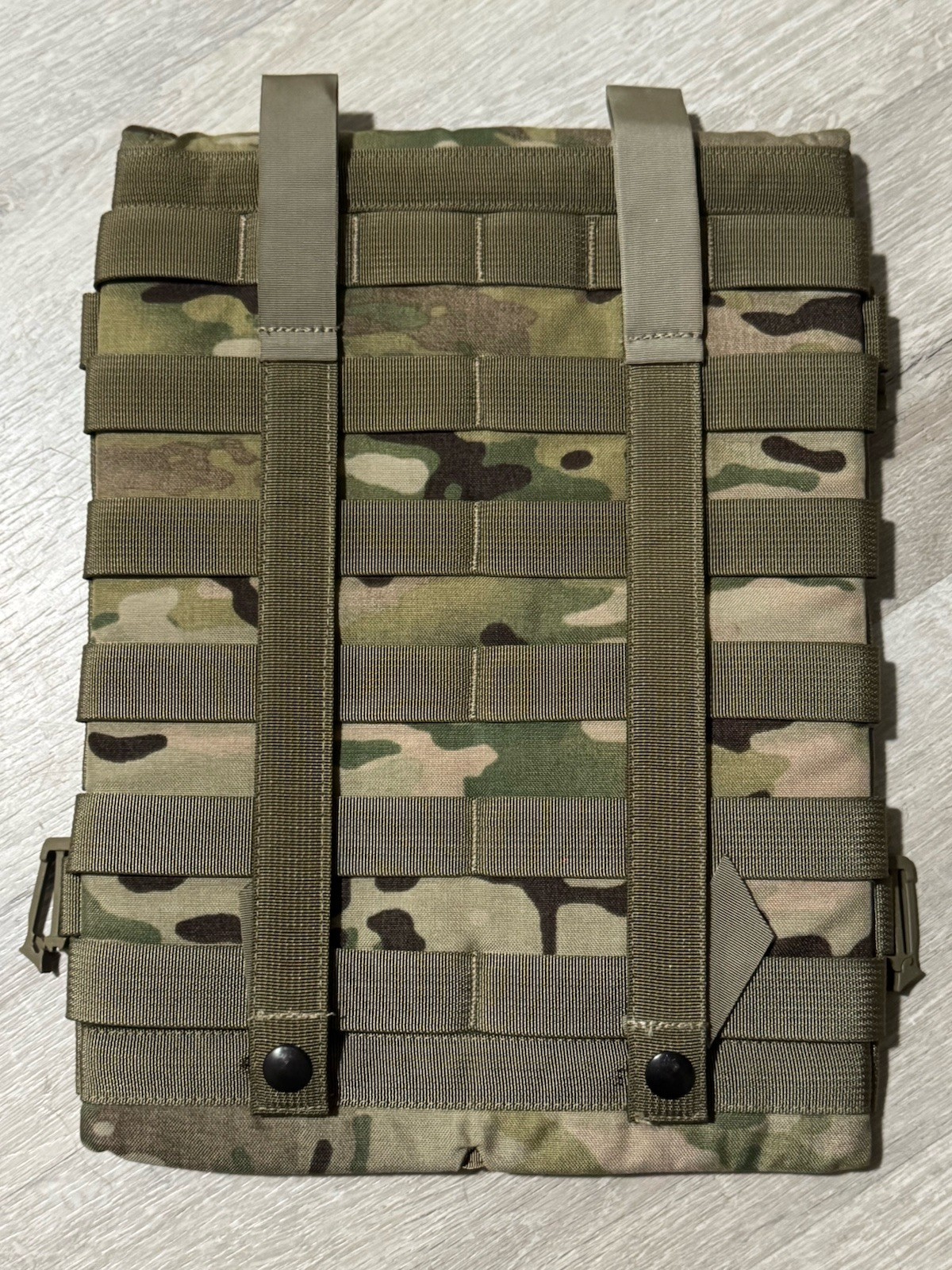 Multicam Source Hydration Back Panel 3L Water Bladder Pouch– MOLLE Compatible