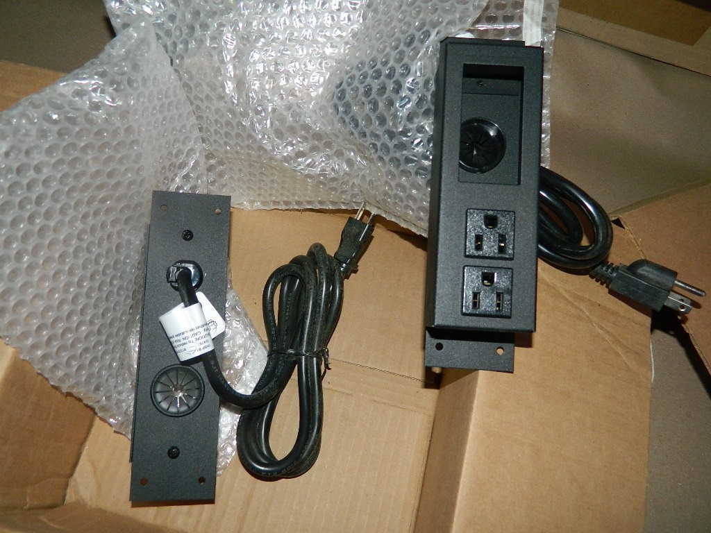 National Lighting Pop Up Power Strip A-BL-B-B UDT2-SM UDT2/VD NEW Lot # 20