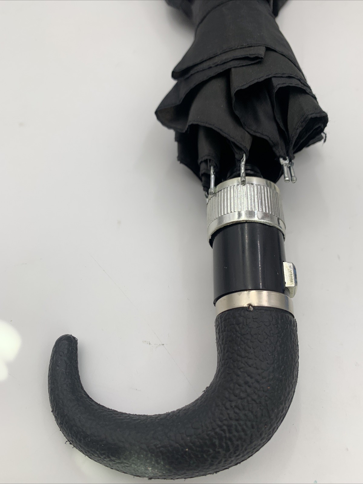 Conch Compact Folding Black Umbrella and Case
