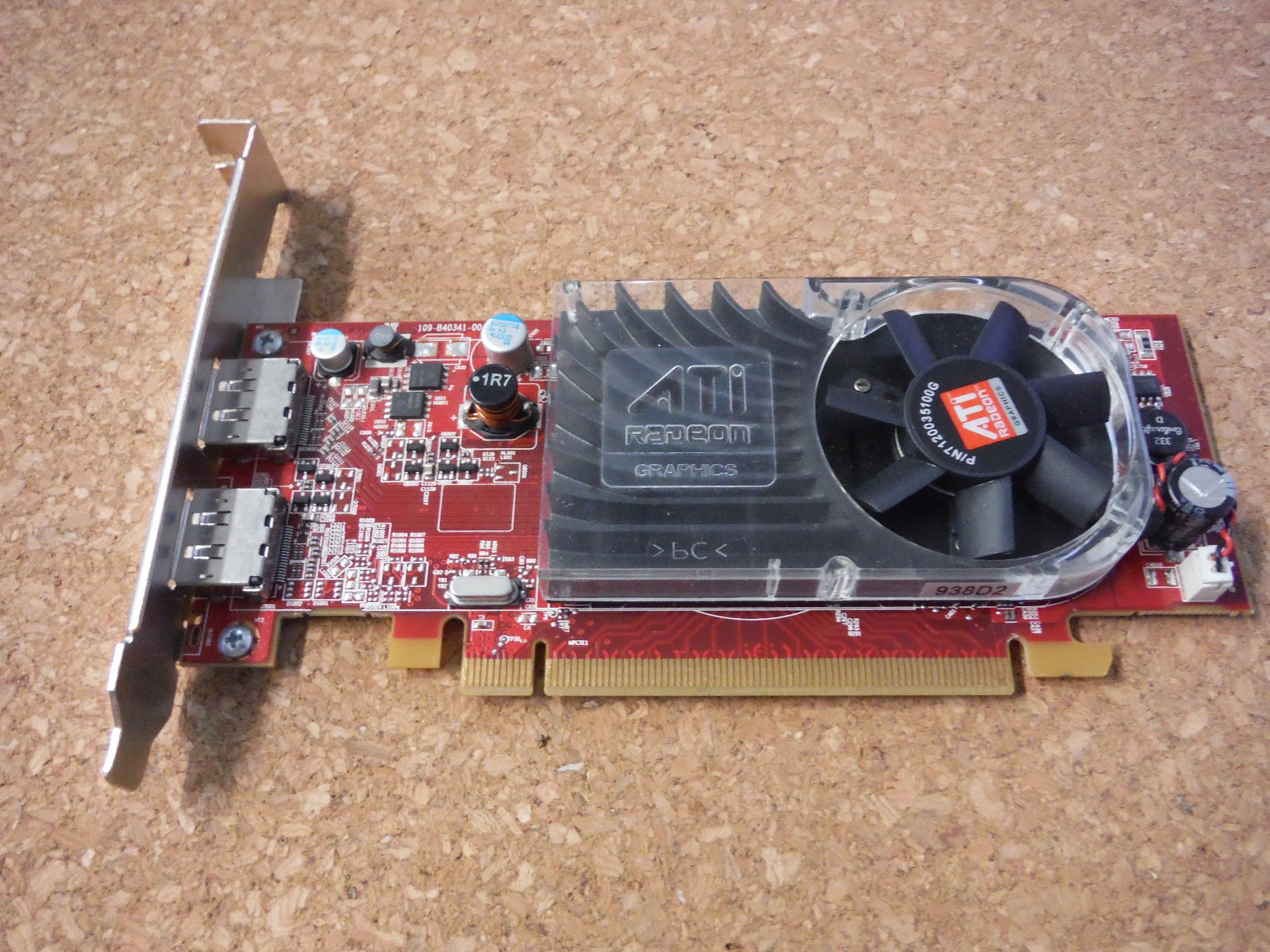 ATI Radeon ATI-102-B40319(B) Display Video Card