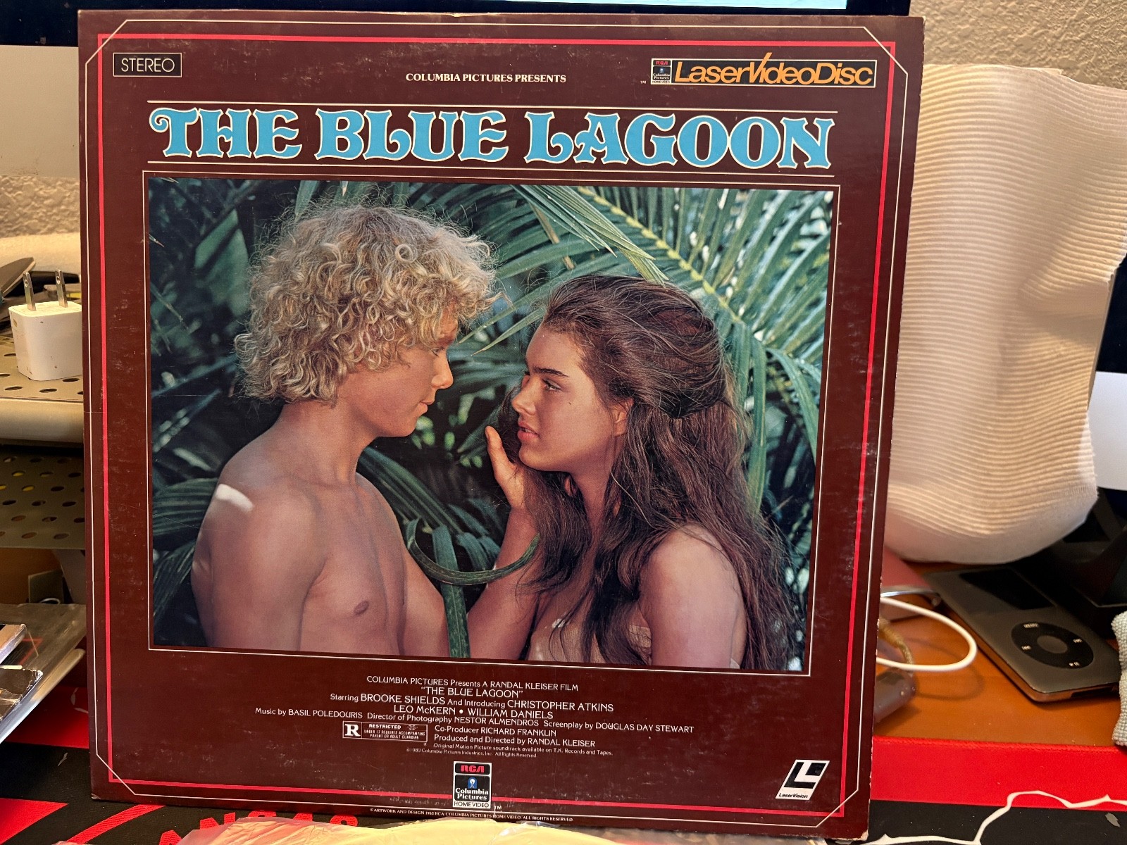 The Blue Lagoon 1983 Laserdisc, Columbia Pictures, VL02990 Rare
