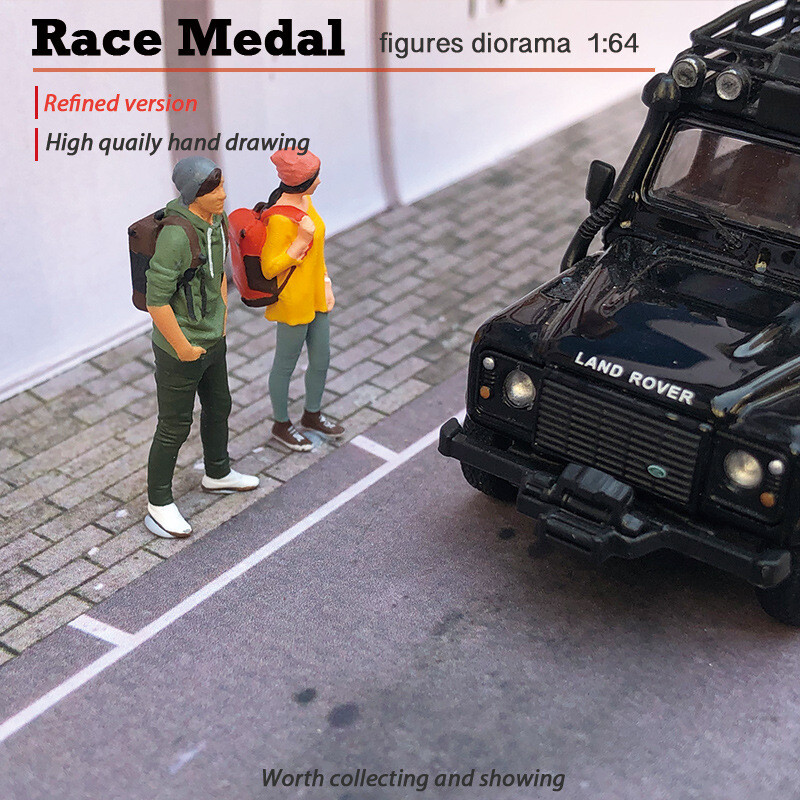 1:64 Painted Figure Mini Model Miniature Resin Diorama Sand Backpacker Boy Girl