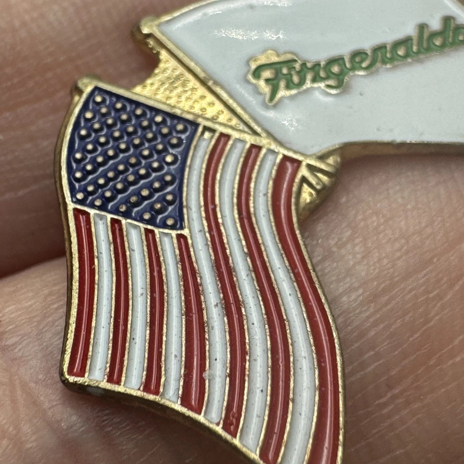 Fitzgeralds Casino Collectible American Flag Lapel Pin Enamel Gold Tone