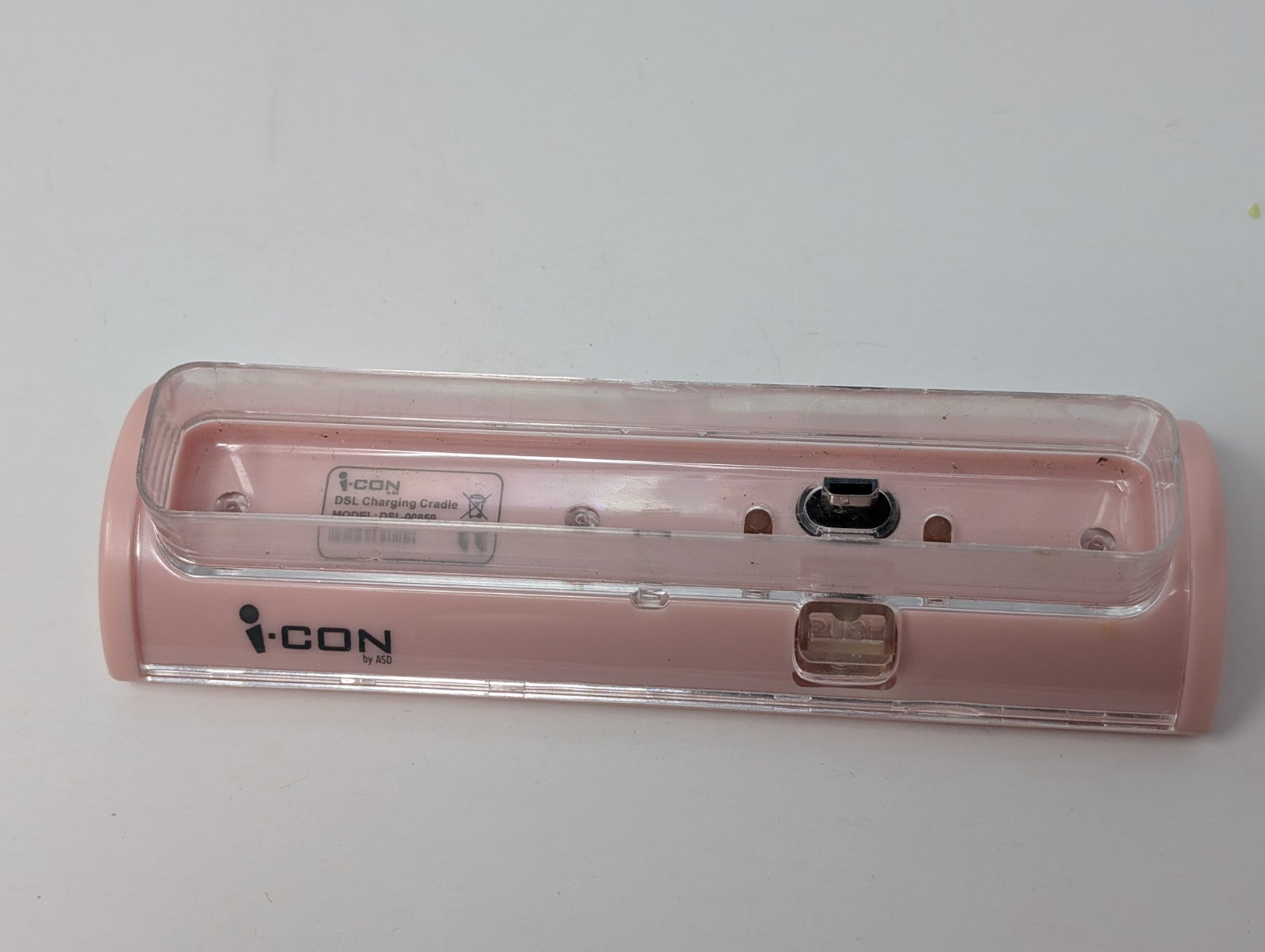 I-Con Pink Charging Dock For Nintendo DS Lite Console
