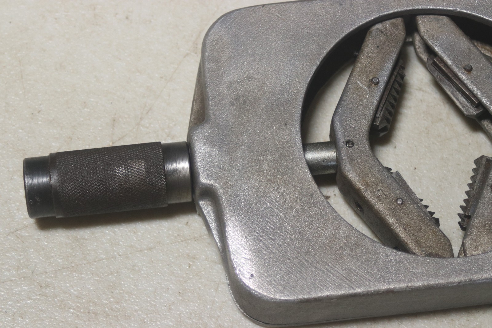 BWP M1942 1-3/4 to 4 Inch Thread Restorer