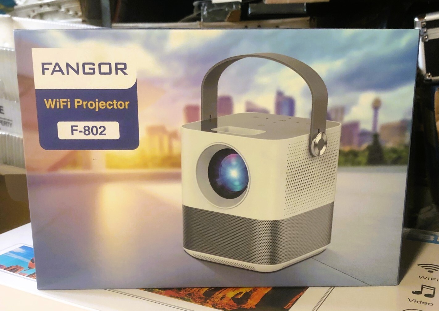 FANGOR F-802 1080p Wireless WiFi Bluetooth Portable Mini Projector White