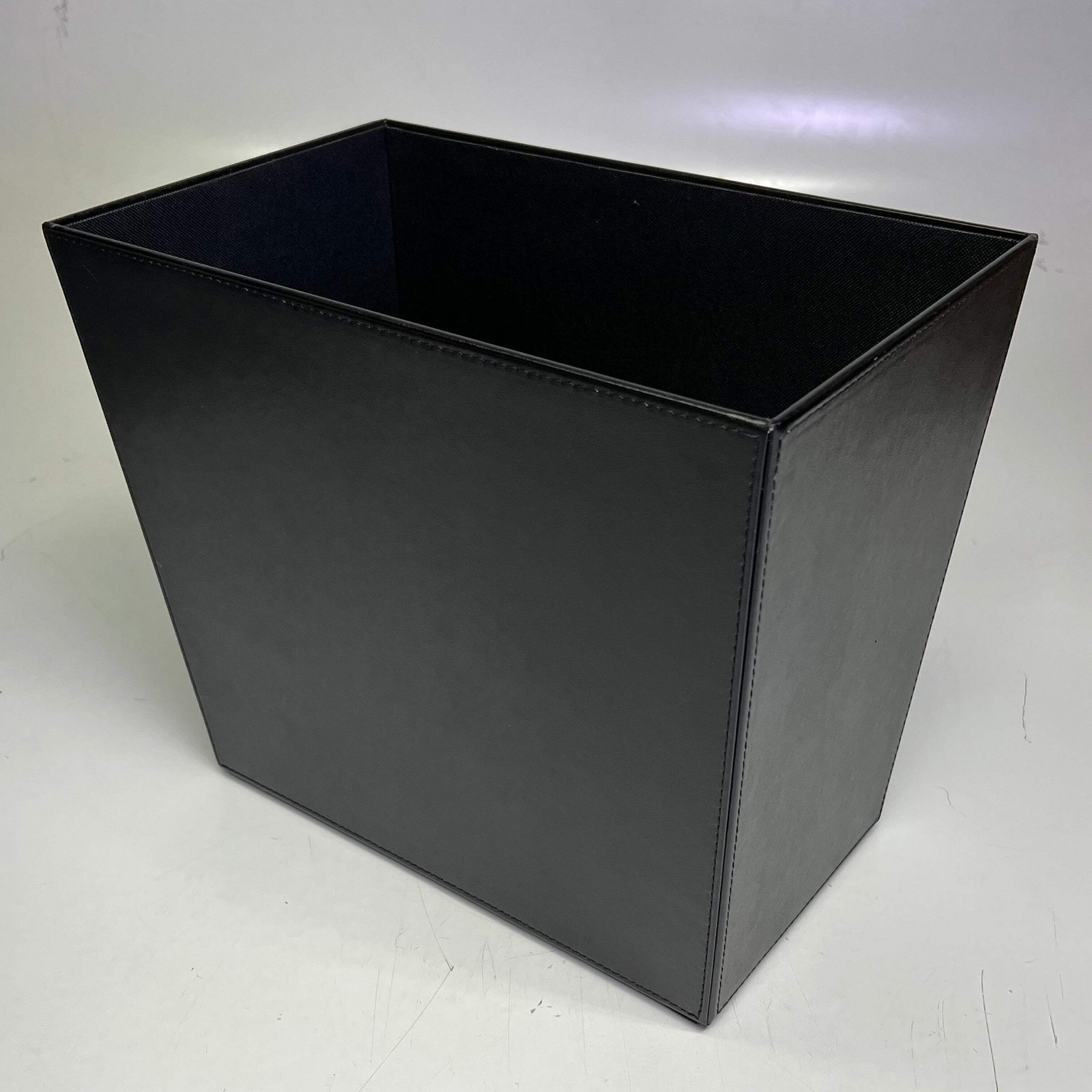 ROOM360 Faux Leather London Recycle Bin Vinyl Construction 17qt Black RWA021L21