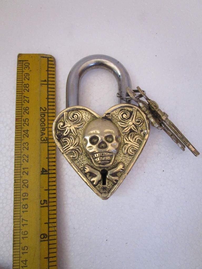 Vintage Style Handmade Heart Shape Brass Working Functional Padlock With Keys
