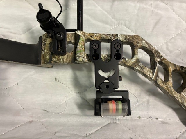 Mission by Mathews Riot Compound Bow