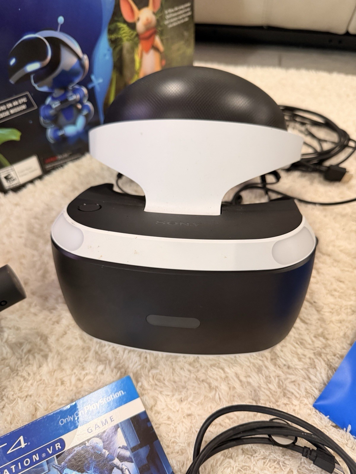 Sony PlayStation VR Virtual Reality Headset PSVR Used With Box Camera