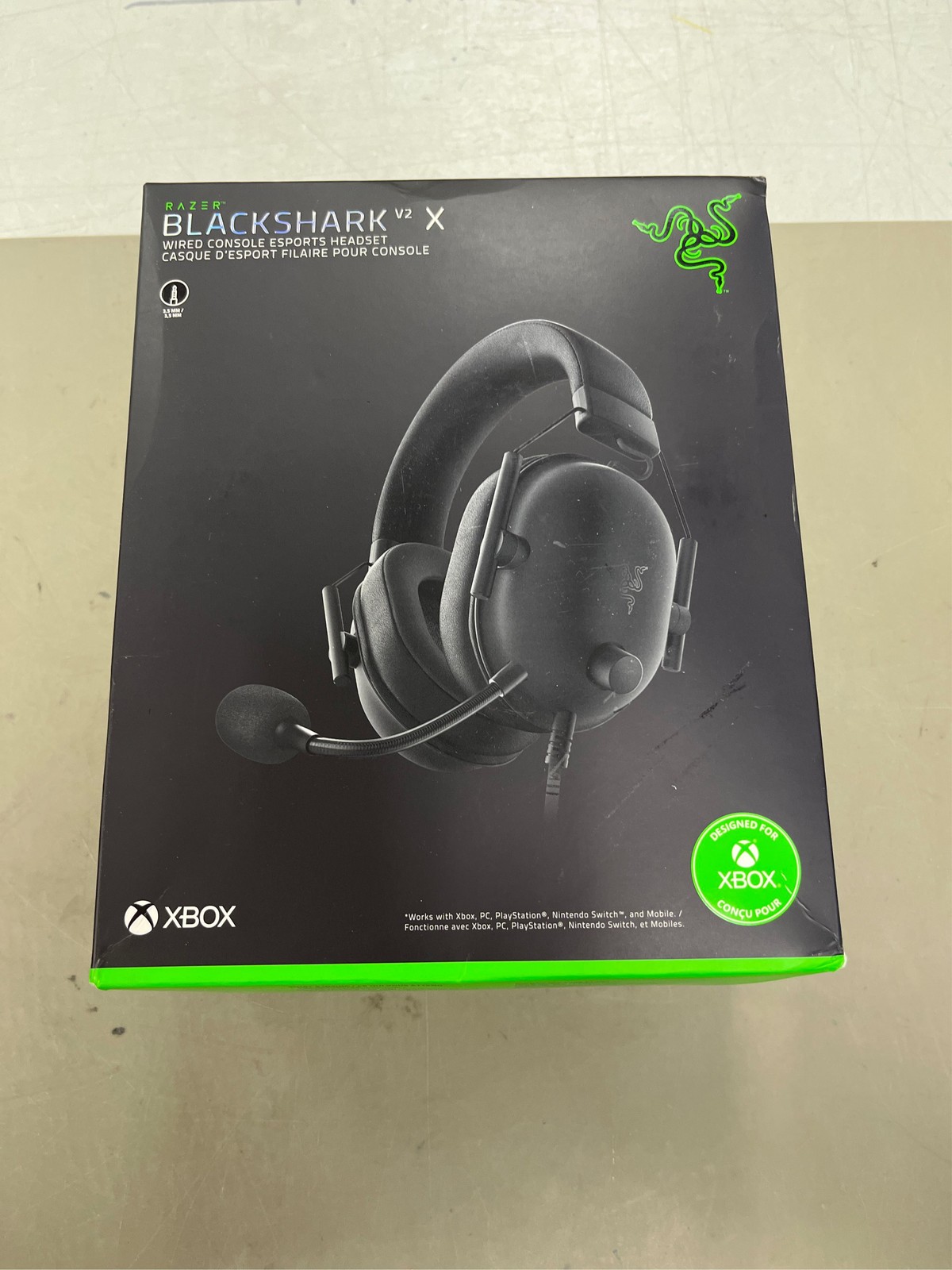 Razer BlackShark v2 X Wired Headset for Xbox - Black 2