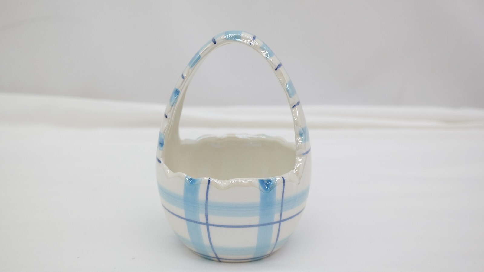 Ceramic Blue Plaid Easter Baskets Candy Dish Bowl VY