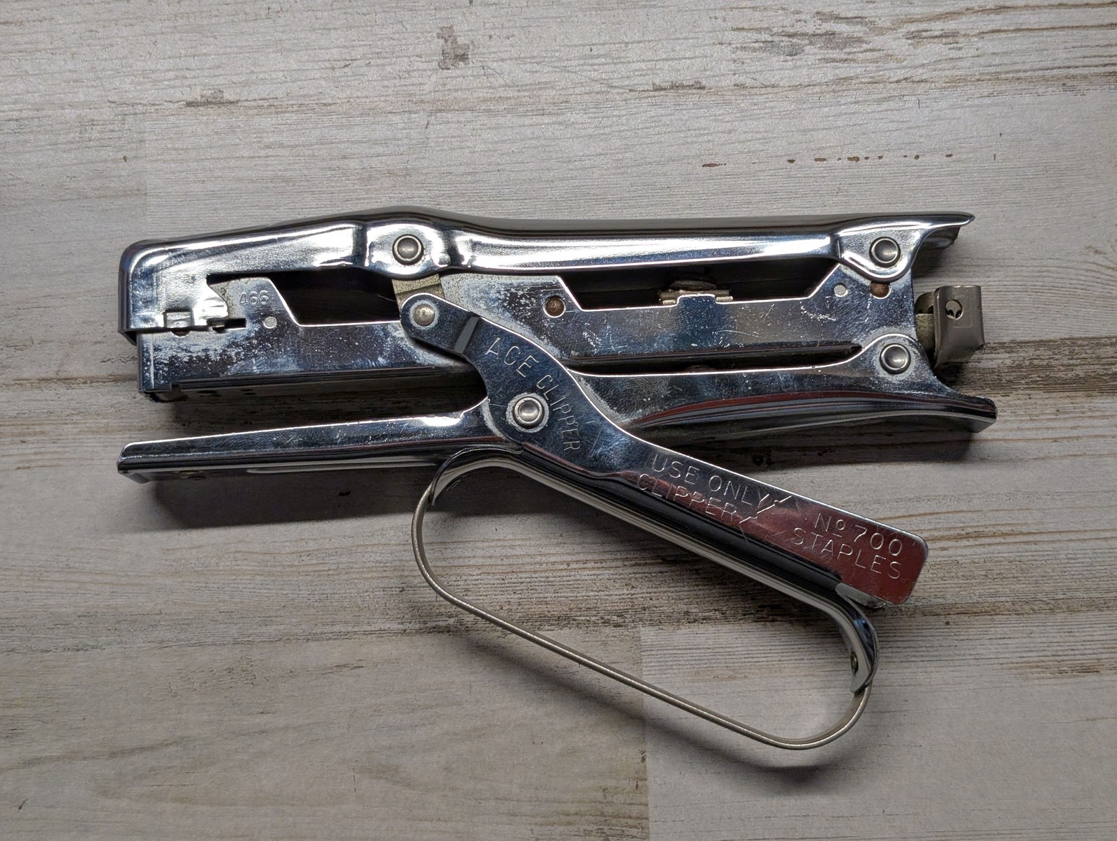 Vintage Ace Clipper Model No 702 Plier Stapler - Made in USA - Uses No 700