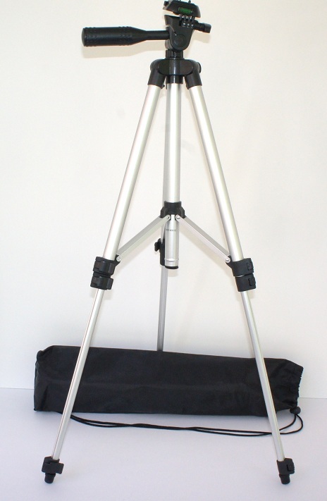 BRAND NEW 50" Pro Photo/Video Tripod With Case for Nikon D850