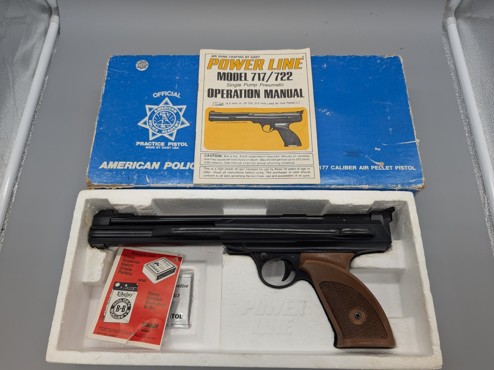 Daisy Powerline Model 717 .177 Pneumatic Air Pellet Pistol Mint Condition