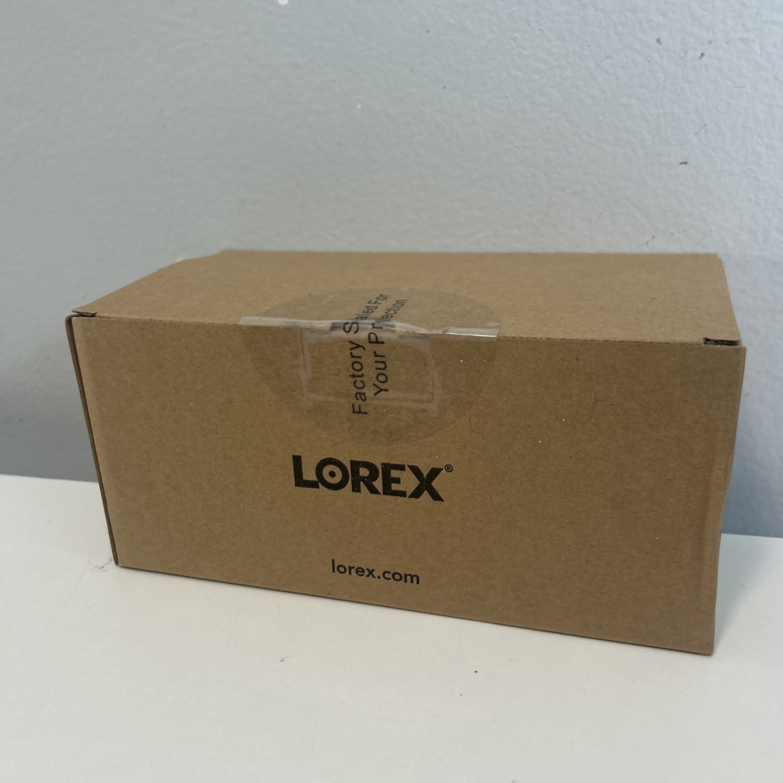 New Lorex 4K Ultra HD CVI Deterrence Bullet Security Camera C882DA-Z