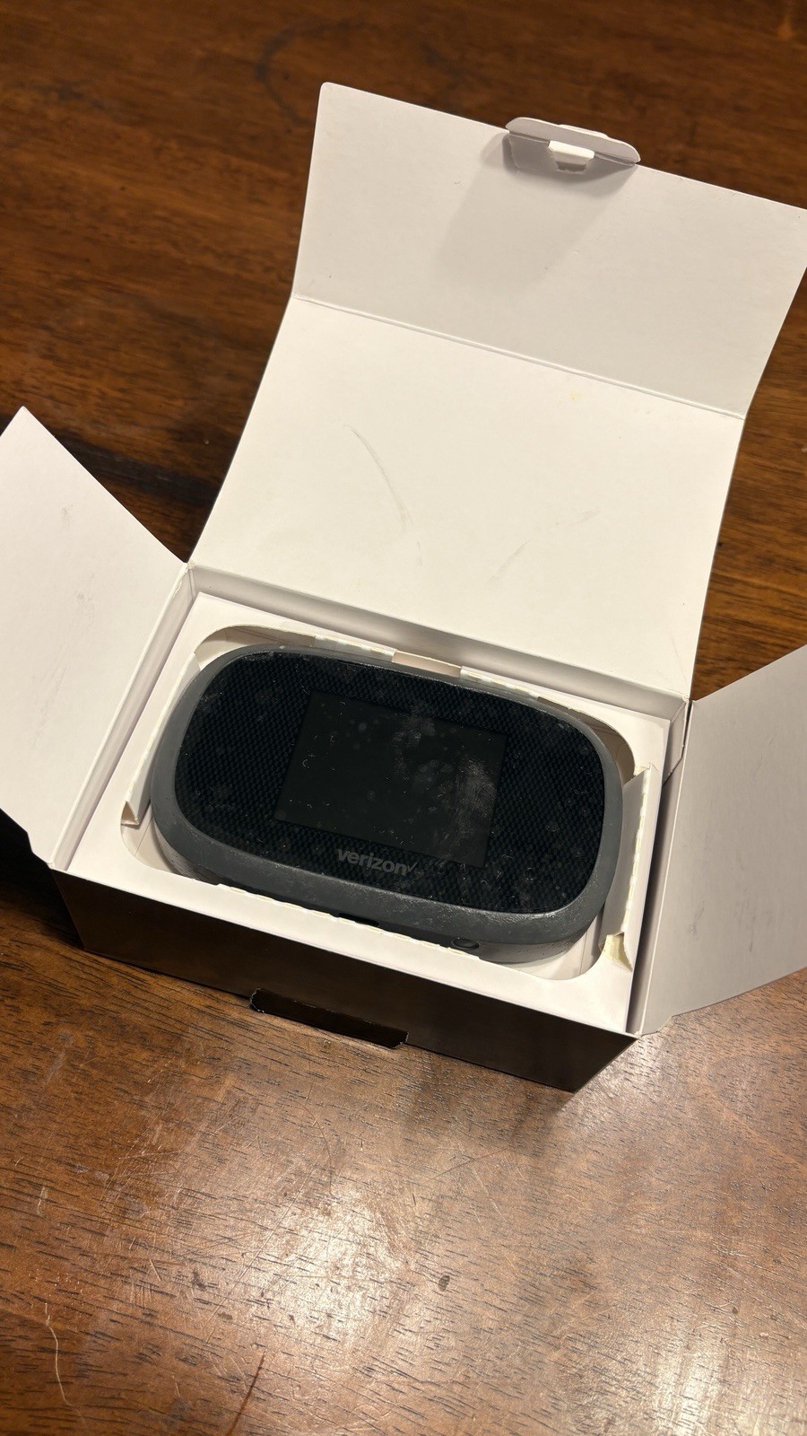 Verizon MIFI8800L Jetpack LTE Mobile Hotspot