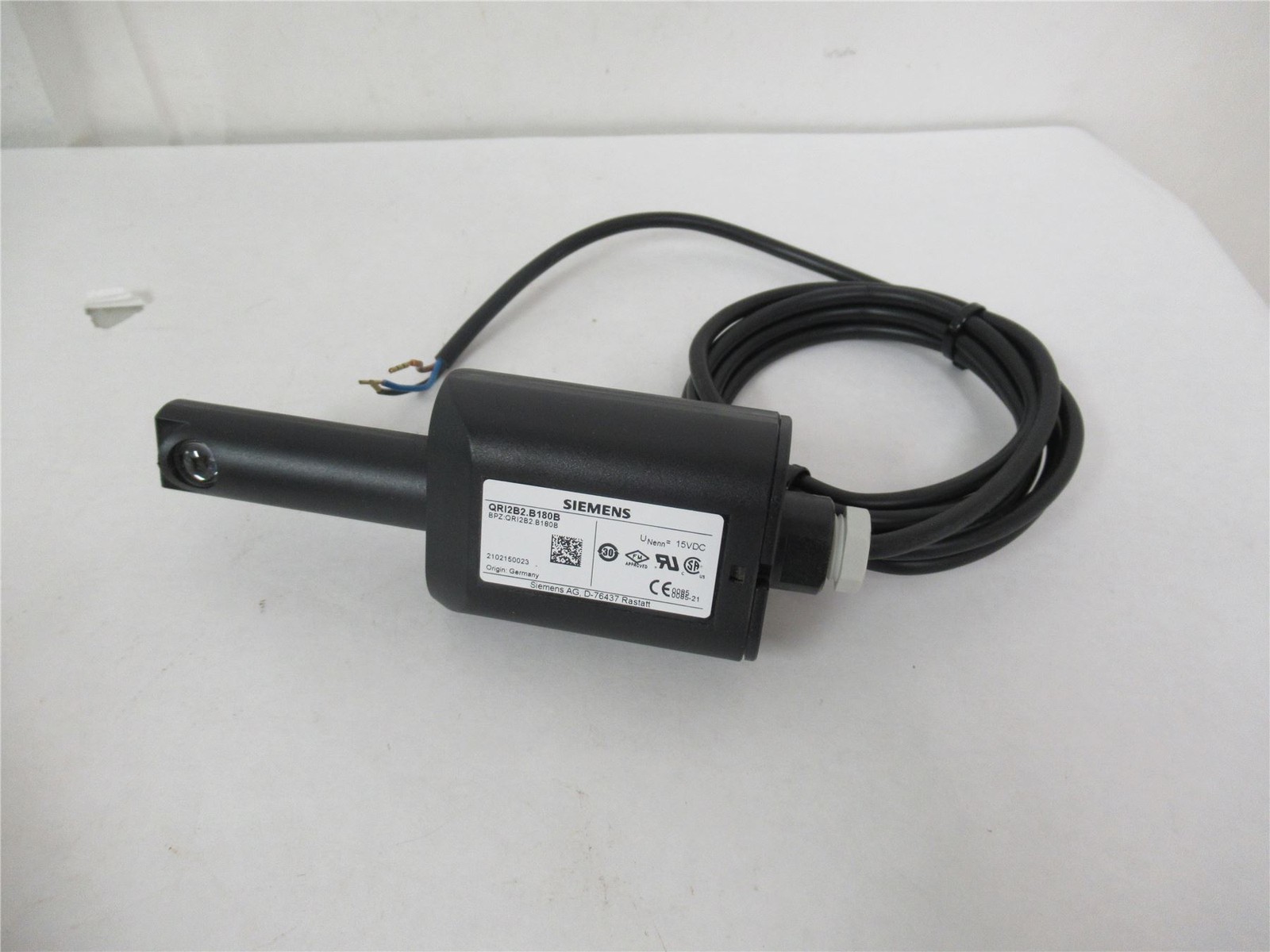 252277 New-No Box; Siemens QR12B2.B180B Infared Flame Detector Front Cable180cm