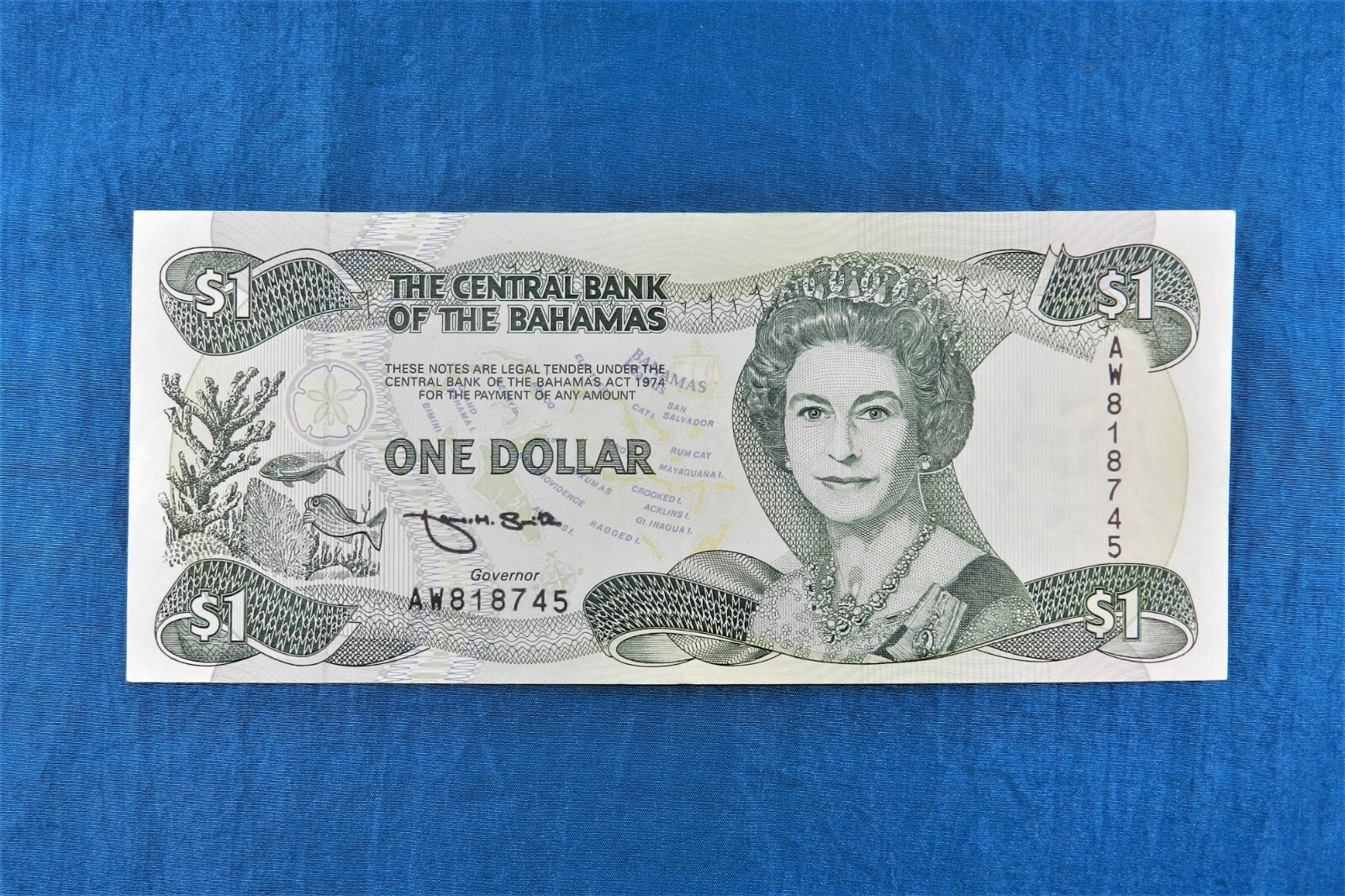 1992 Bahamas One Dollar Banknote    *P-51*      *XF*